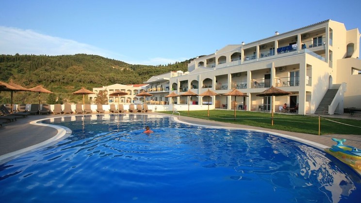 Saint George Palace Hotel